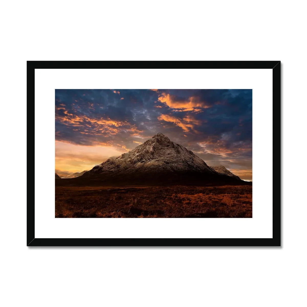 Buachaille Etive Mor Dusk Framed & Mounted Print - Kevin Hunter